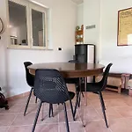 Pink House 佩尔迪富莫