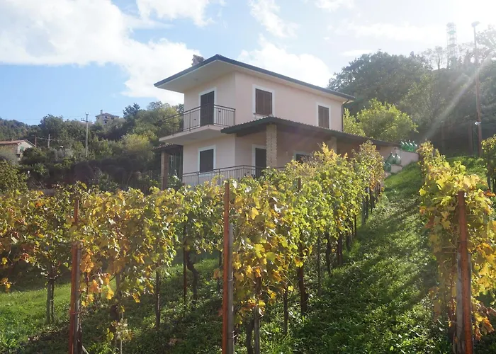 Holiday home Pink House Perdifumo